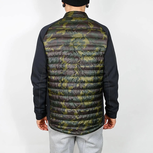 Nike Men’s Nike Tech Fleece Aeroloft Men's Camo Jacket | EUC!! PRELOVED!!🤎💚🖤 - Picture 5 of 13